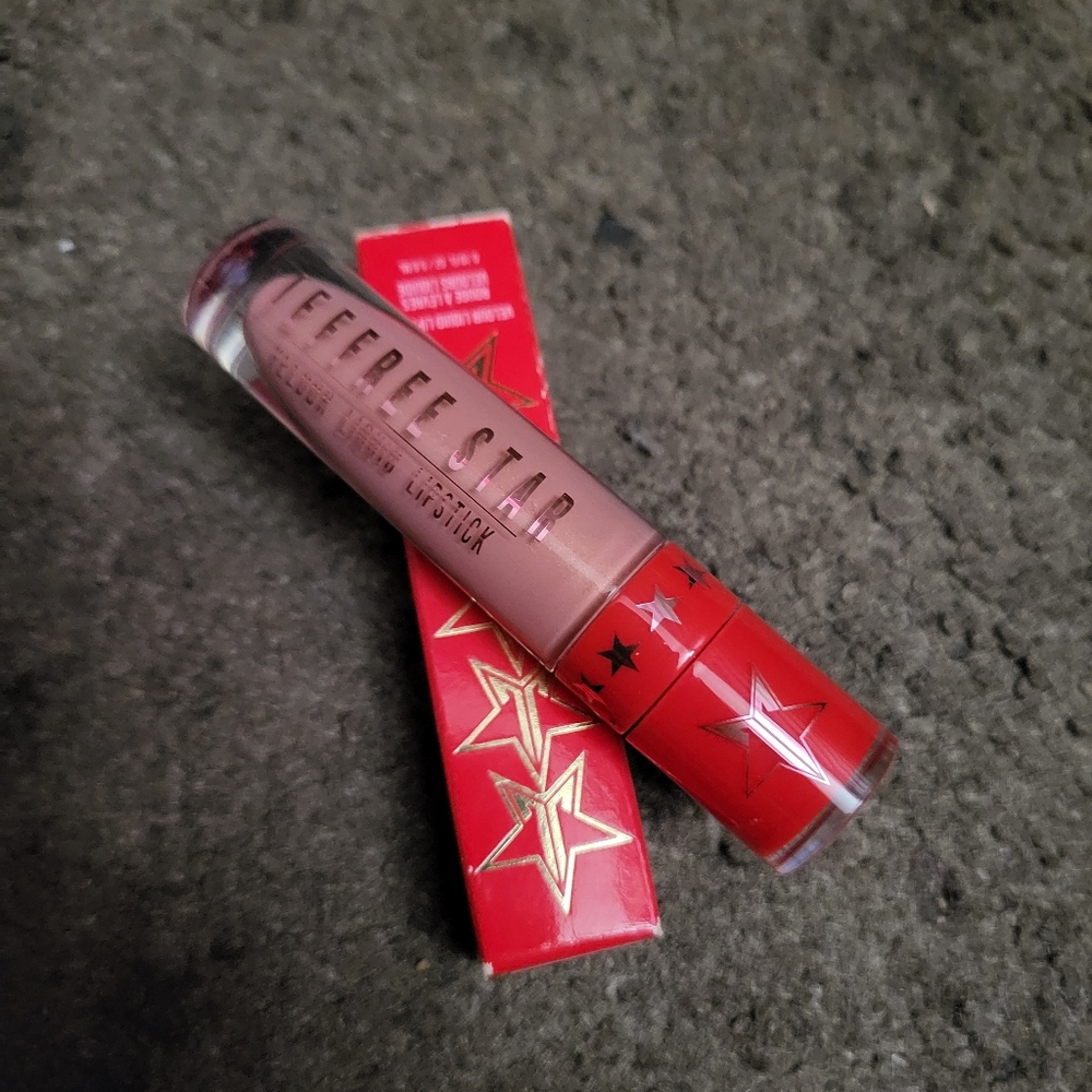 Jeffrey star full size liquid lipstick